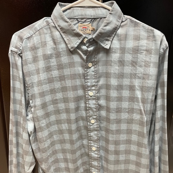 Faherty Movement Shirts, Medium, Three Shirts - Picture 3 of 3